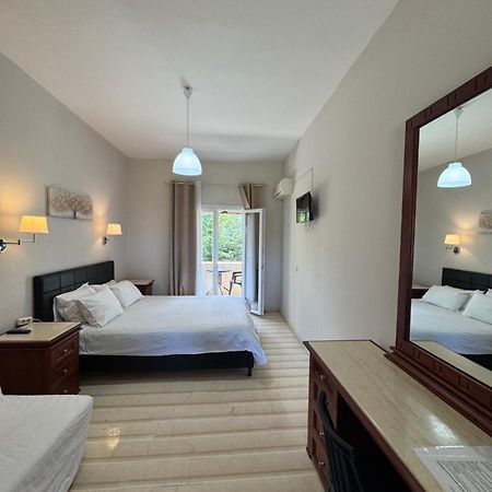 Olive Garden Studios & Apartments Acharavi  Luaran gambar