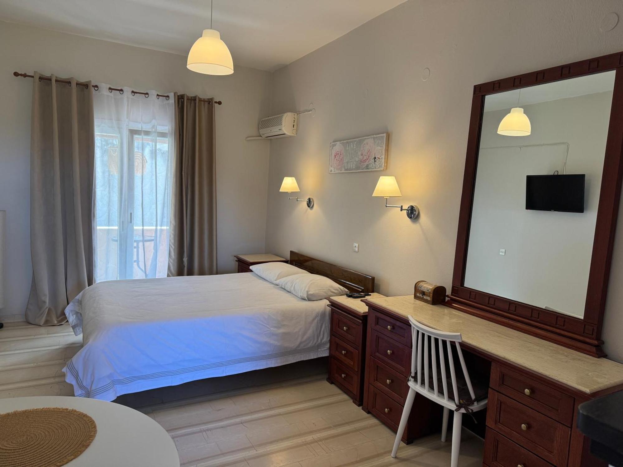 Olive Garden Studios & Apartments Acharavi  Luaran gambar